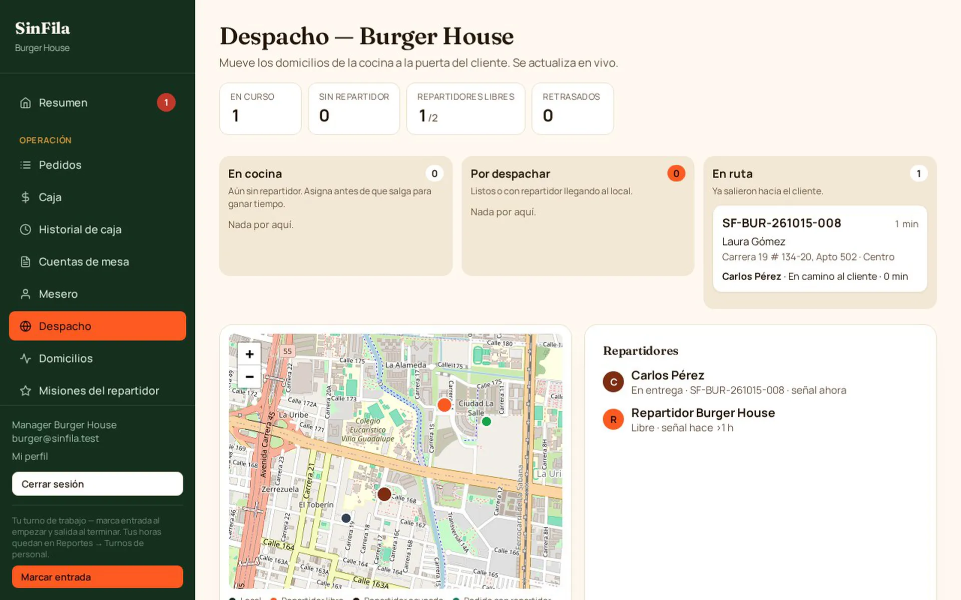 Tablero de despacho de domicilios con el mapa de repartidores